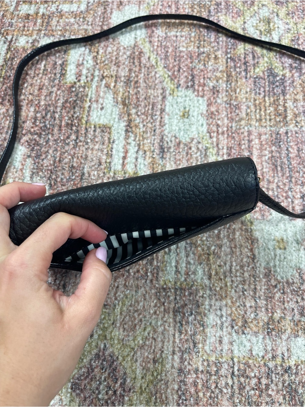 Kate Spade Southport Avenue Natalie Pebbled Leather Clutch Crossbody Bag Black - Picture 5 of 7